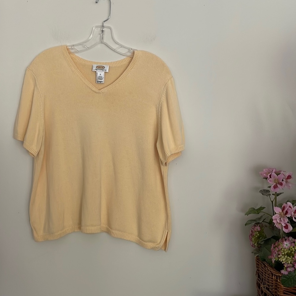 Vintage Talbots Yellow V Neck Shortsleeved Sweater Cotton Blend NWOT - Picture 2 of 7